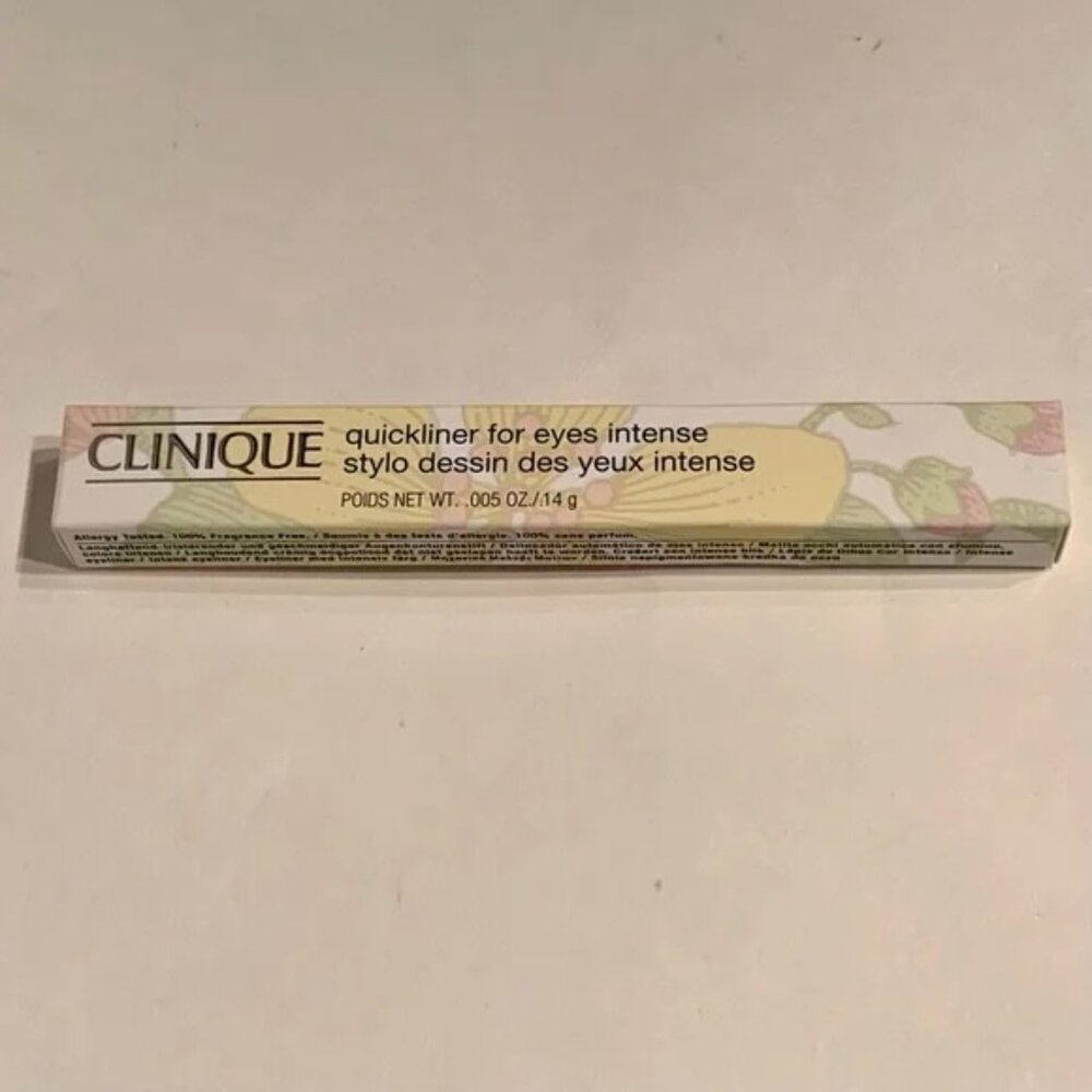 Clinique Quickliner For Eyes Intense Eyeliner in 01 Intense Black